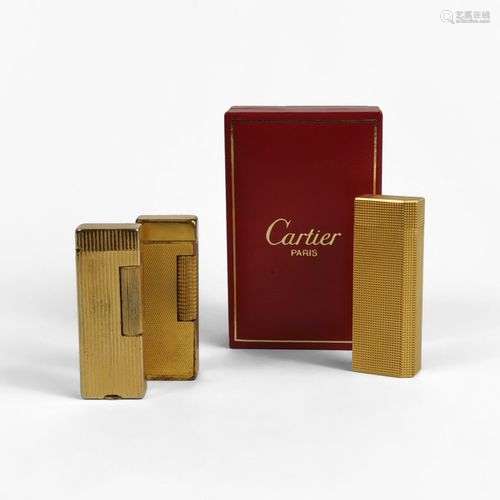 Cartier, briquet à motif clous de Paris Plaqué or, H 7 cm, d...