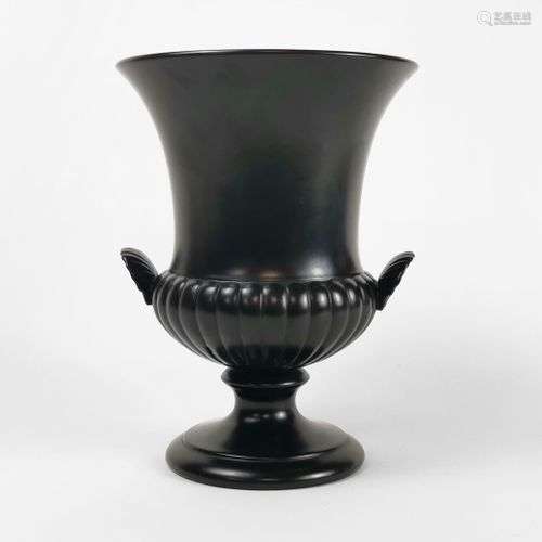 Vase Médicis à deux anses Wedgwood, black basalt, H 24 cm