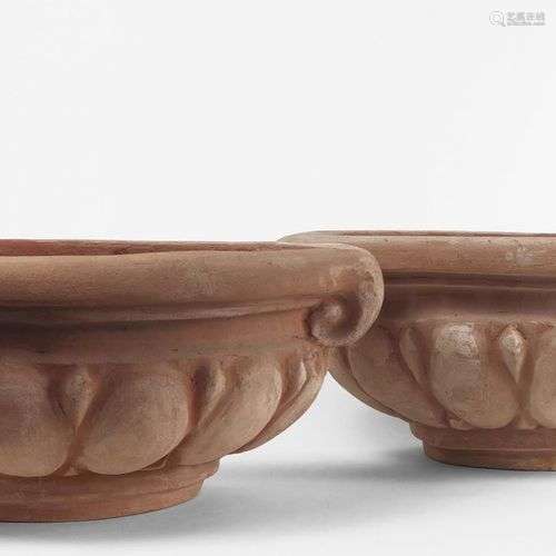 Paire de vases muraux Terre-cuite, L 50 cm