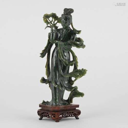 Servante, Chine Jade épinard, H 23 cm