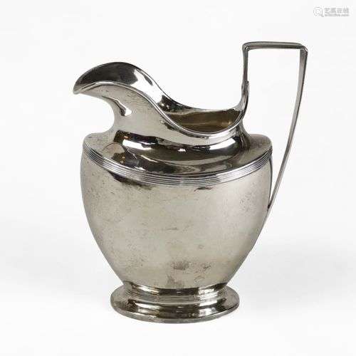 Pot à lait d'époque néoclassique Pays-Bas, argent, H 13 cm, ...