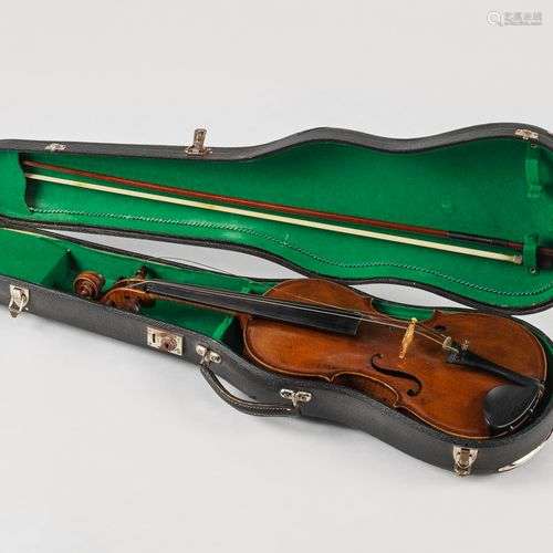 Violon, porte une étiquette de Mathias Hornsteiner 1786 On j...