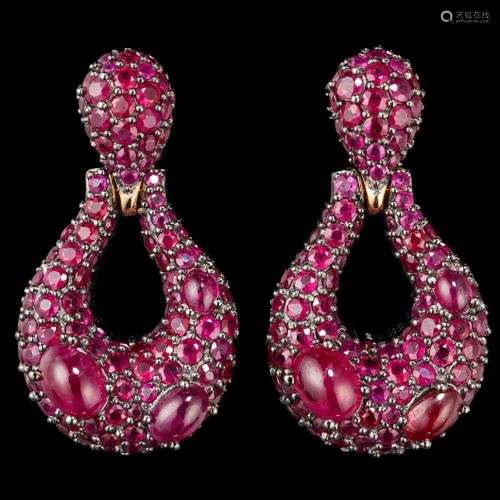 Boucles d'oreilles pavées de rubis taille cabochon Or rose 7...