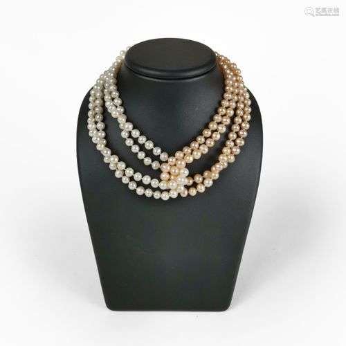 Collier multi-rangs de perles d'eau douce blanches et roses ...