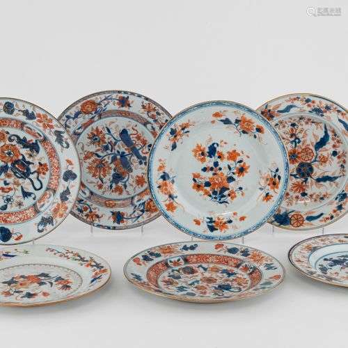 Suite de sept assiettes Imari, Chine, Compagnie des Indes, X...