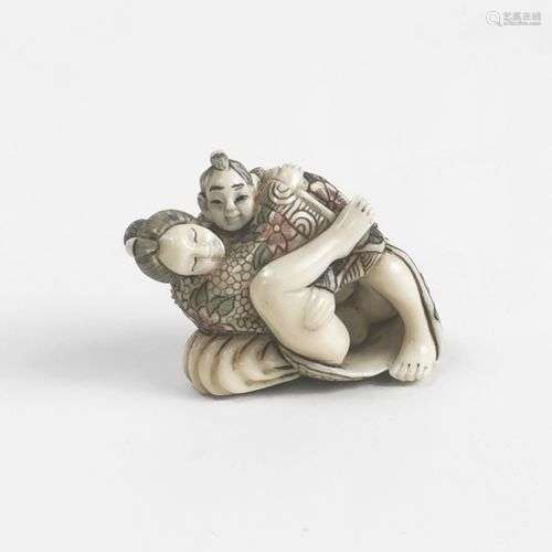 Netsuke, Japon, époque Meiji Ivoire, 3x4 cm