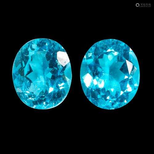 Lot de deux topazes bleues sur papier 10,36 ct et 10,34 ct, ...