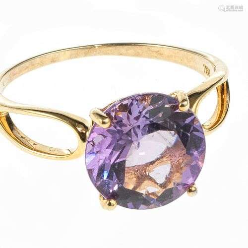 *Bague ajourée sertie d'une améthyste taille brillant (env. ...