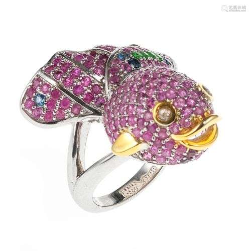 *Bague à motif de poisson pavé de rubis rehaussés de tsavori...