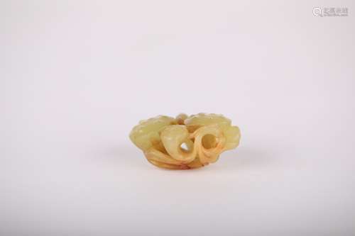 19th，Hetian Yellow Jade Lotus Root