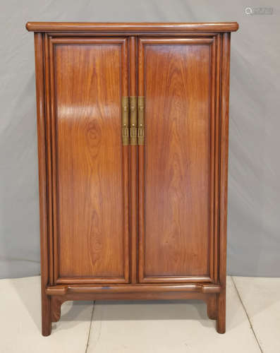 Ming, Huanghuali Cabinet