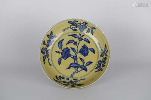 Ming,Yellow Glazed Blue and White Plate