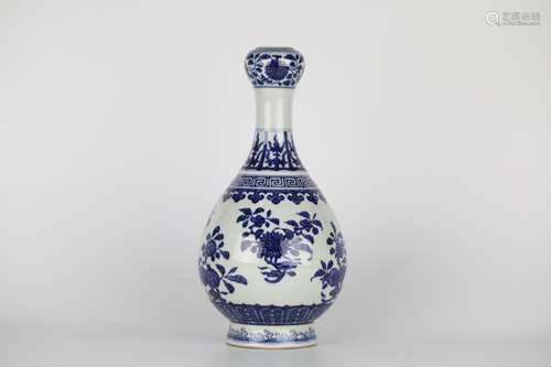 18TH Blue and white glaze garlic bottle