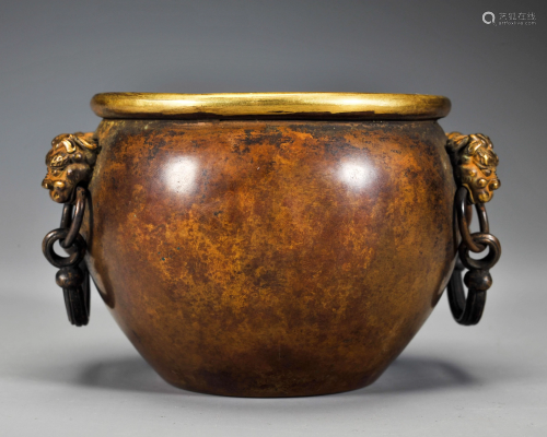 A Gilt-bronze Waterpot Qing Dynasty