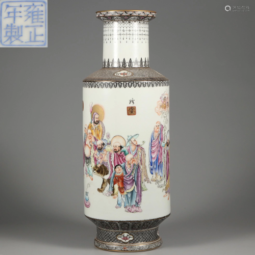 A Famille Rose Figural Mallet Vase Qing Dynasty