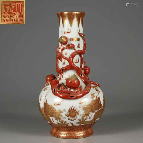 A Red Glaze and Gilt Dragon Vase Qing Dynasty