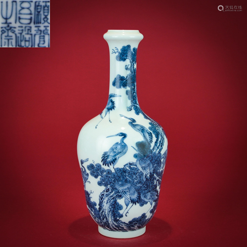 A Blue and White Mallet Vase Wangbu Style