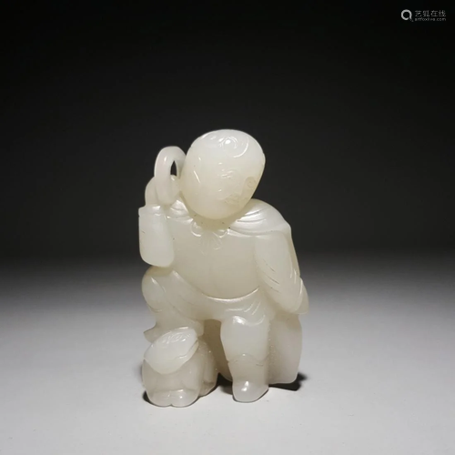 WHITE JADE CARVING FIGURINE