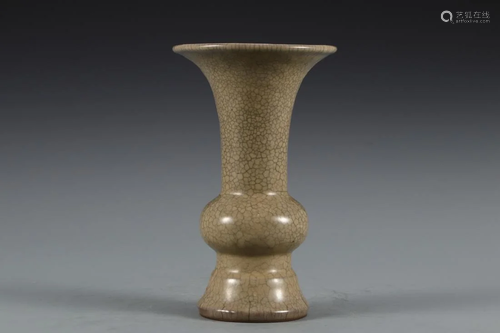 GE TYPE GU VASE