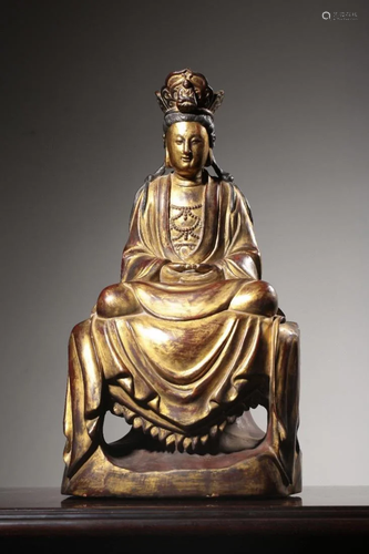 NANMU WOOD CARVING GOLD-PAINTED 'GUANYIN' STATUE