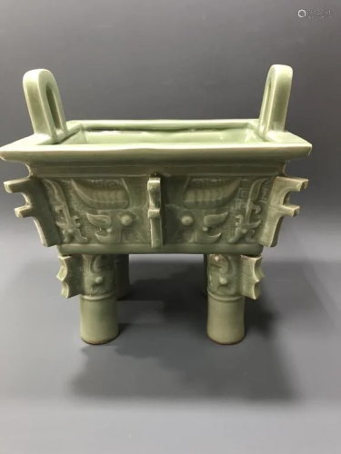 Chinese Longquan Footed Censer