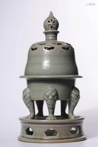 Chinese Glazed Porcelain Footed Censer