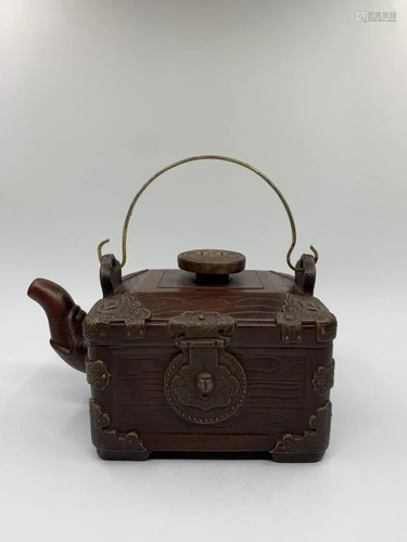 Chinese Zisha Teapot