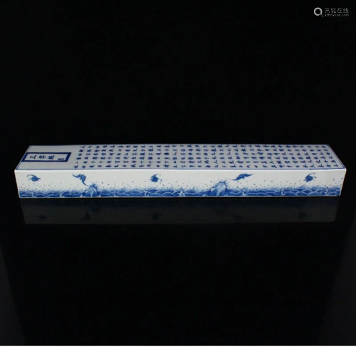 Chinese Qing Dynasty Blue And White Porcelain Paperweig