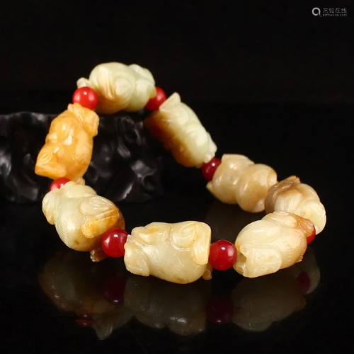 Hand Carved Chinese Hetian Jade Lucky Beast Bracelet