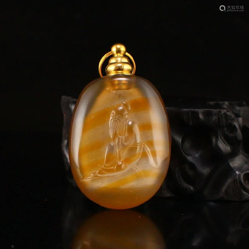 Chinese Agate Low Relief Figure Snuff Bottle Pendant