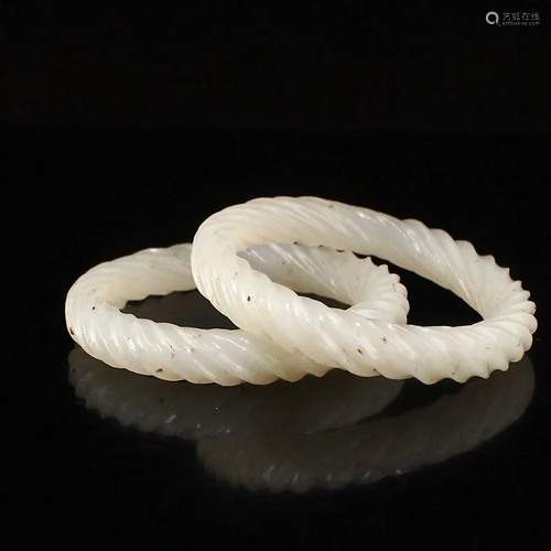 A Pair Chinese Hetian Jade Lucky Rings