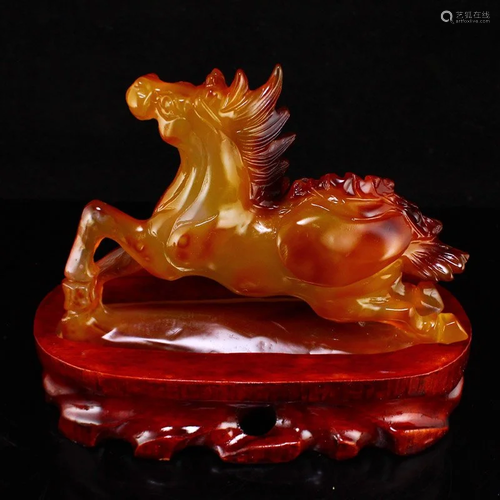 Chinese Agate Carved Fortune Horse Statue w Certificate