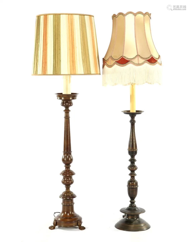 2 bronze-coloured metal floor table lamps