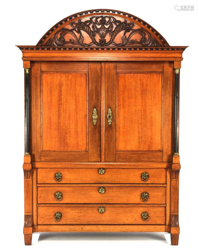 Oak Drents Louis XVI cabinet