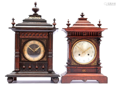 2 table clocks