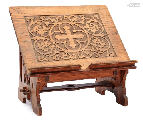 Oak richly decorated table lectern