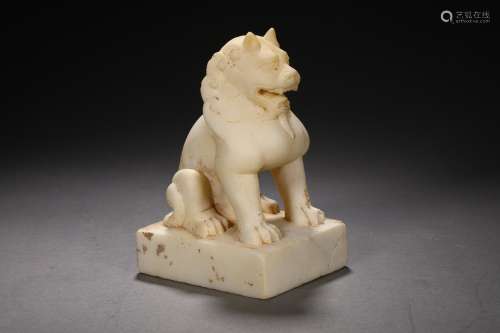 A HAN DYNASTY WHITE MARBLE LION