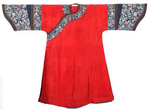 EMBROIDERED RED GROUND JIFU INFORMAL ROBE