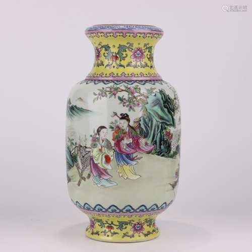 FAMILLE ROSE FIGURE LANTERN-SHAPED VASE