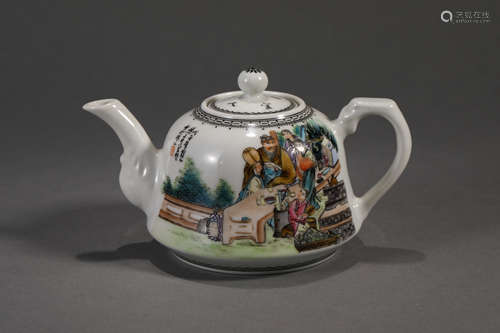 FAMILLE ROSE FIGURE TEAPOT