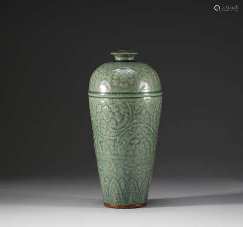 Song Dynasty, Longquan kiln, plum vase