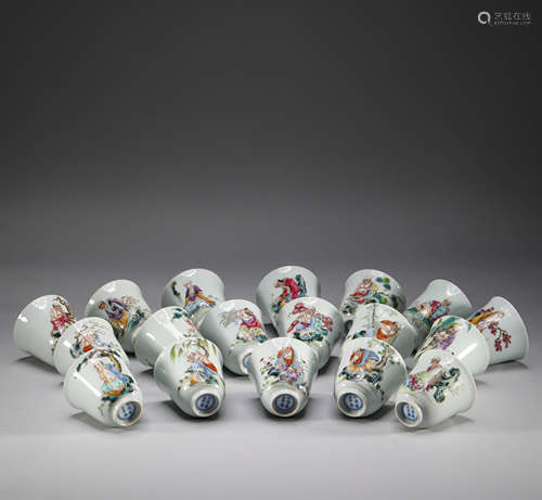 In the Qing Dynasty, there was a set of eighteen arhat cups ...