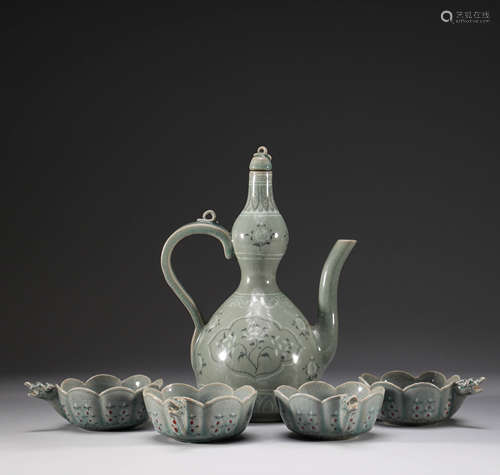 In the Song Dynasty, there was a set of celadon pots