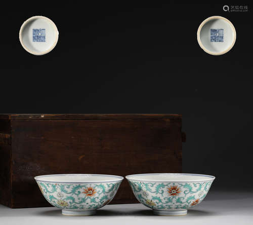 In the Qing Dynasty, the bowl with colorful tangled branches