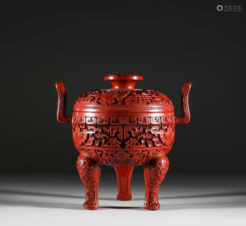 Lacquer tripod in Qing Dynasty