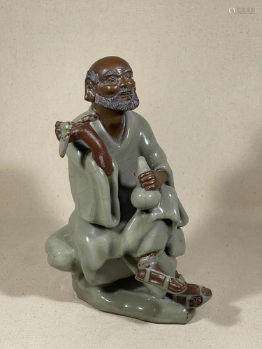 Chinese Celadon Guan Crackle Glazed Porcelain Immortal