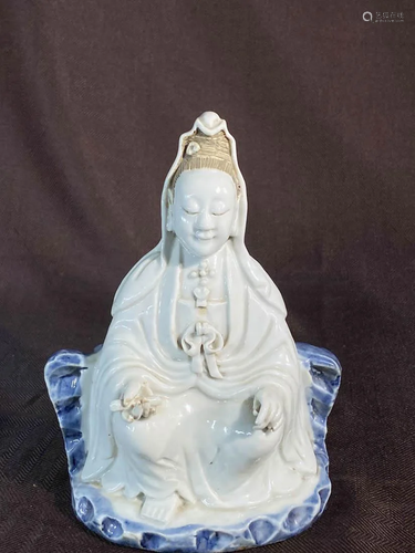 Chinese 18th cen Porcelain Kuanyin