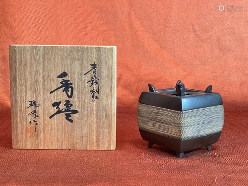 Japanese Mid Century Bronze Censer with Silver Wire