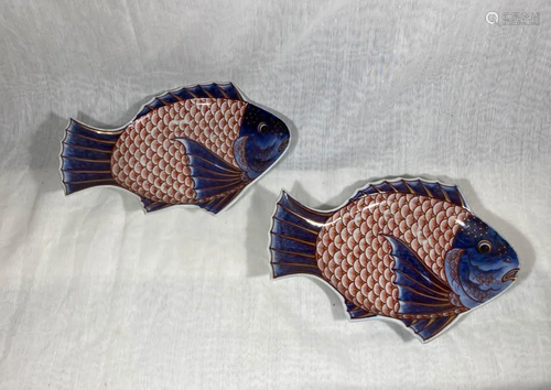 Pair Japanese Imari Fish Dishes