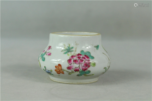 A Chinese Famille-Rose Porcelain Water Pot